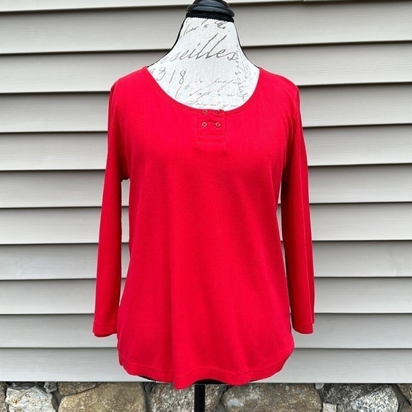 JANE & BLEECKER NEW YORK Ribbed 3/4 Sleeve Henley Tee - Red - Picture 1 of 9
